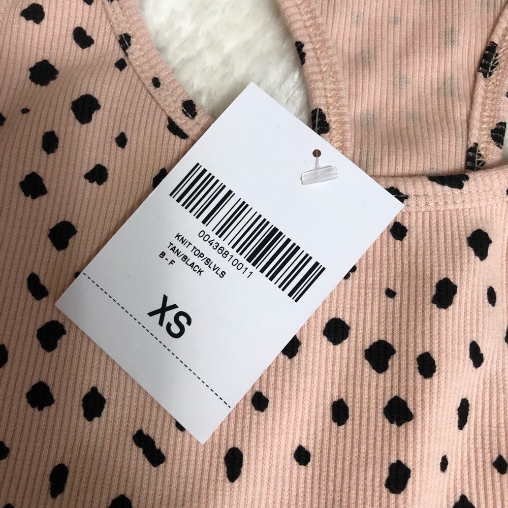NWT Forever21 active pink cheetah crop tank (XS) - Picture 3 of 8
